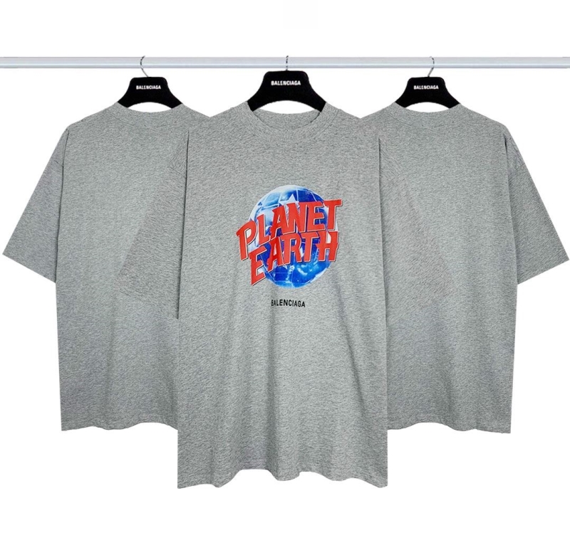 Ba*len*cia*ga t-shirts